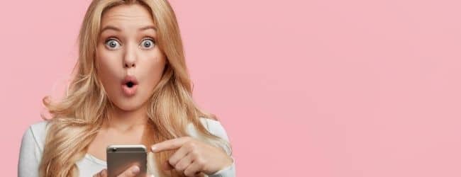 pariuri sportive efortuna surprised girl